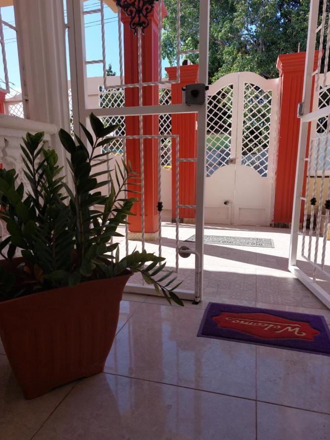 El Aplatanao Hotel Pedernales Luaran gambar
