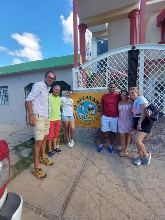 El Aplatanao Hotel Pedernales Luaran gambar