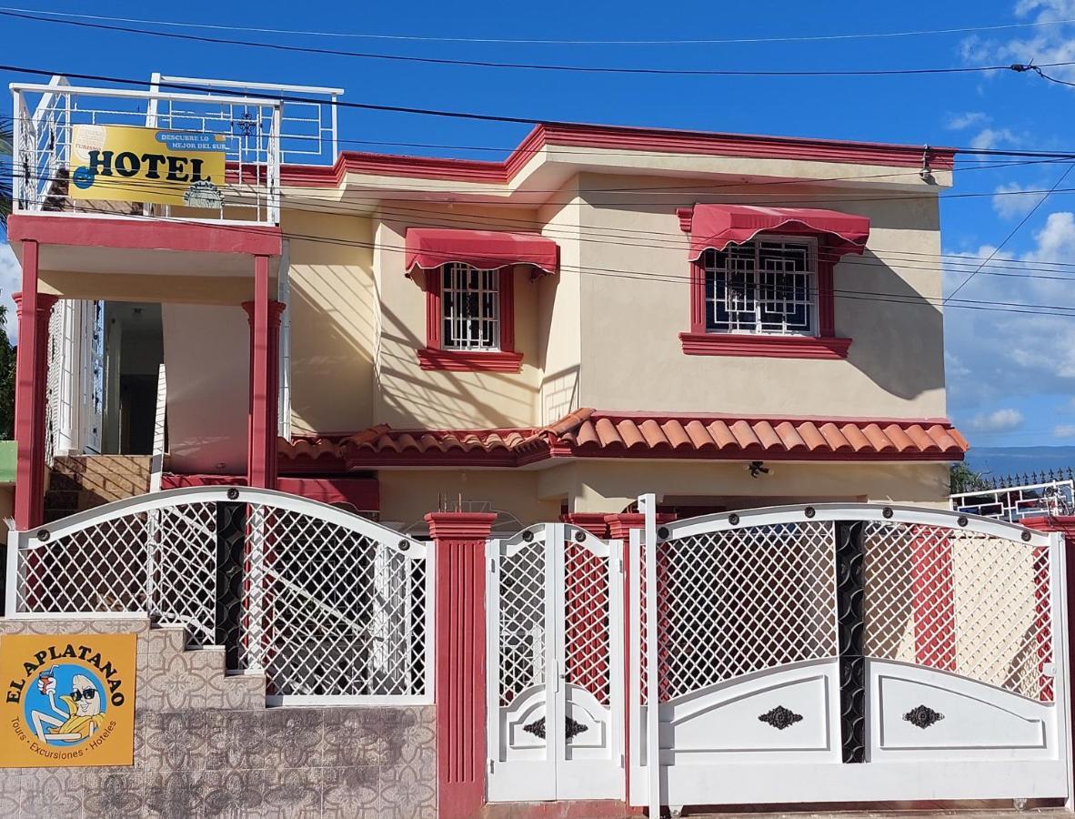 El Aplatanao Hotel Pedernales Luaran gambar
