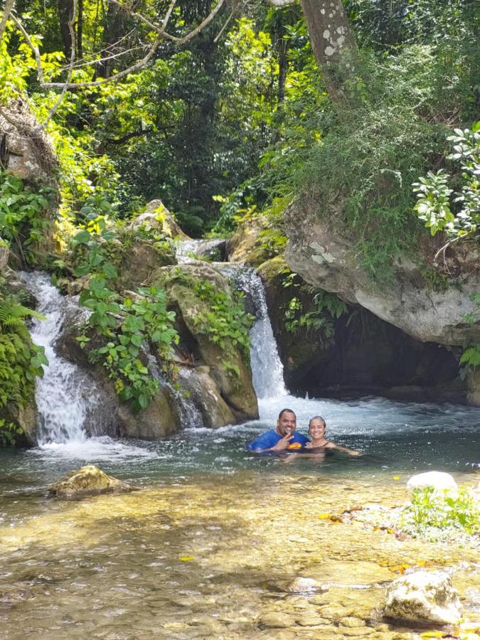 El Aplatanao Hotel Pedernales Luaran gambar