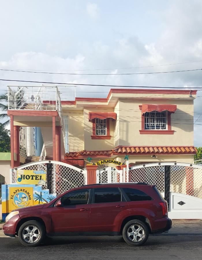 El Aplatanao Hotel Pedernales Luaran gambar